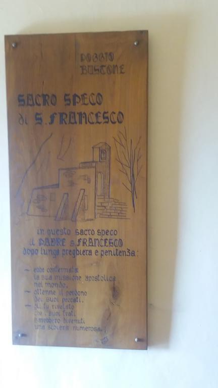 La Casetta Dei Desideri Poggio Bustone Buitenkant foto