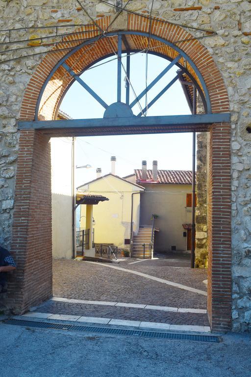 La Casetta Dei Desideri Poggio Bustone Buitenkant foto