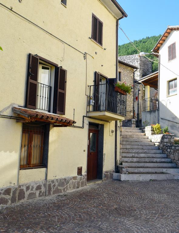 La Casetta Dei Desideri Poggio Bustone Buitenkant foto