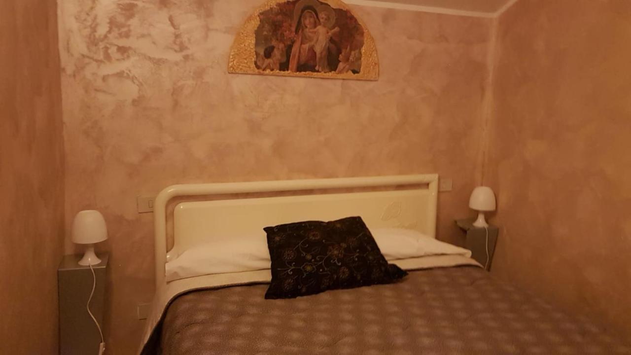La Casetta Dei Desideri Poggio Bustone Buitenkant foto